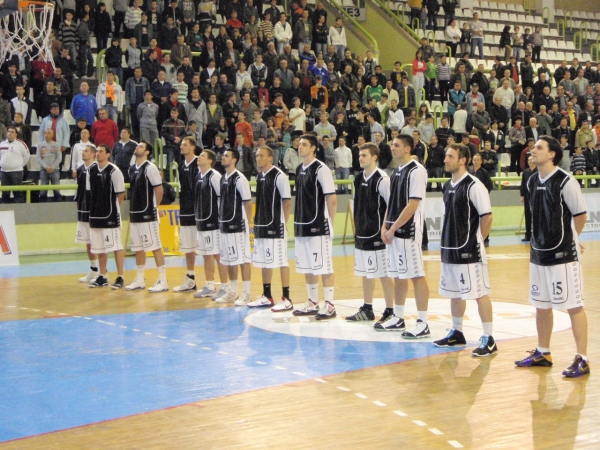 No troubles for Feni against Metalac
