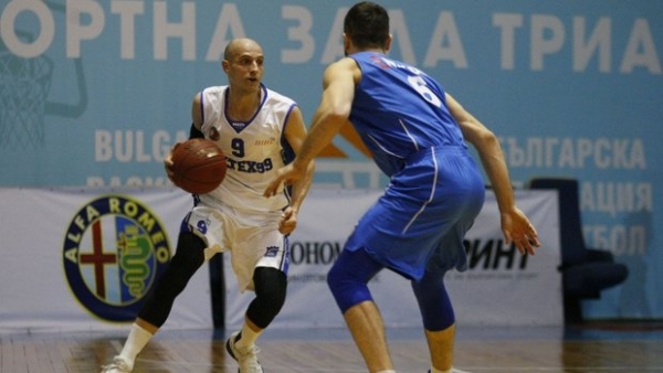 Akademik Bultex 99 keeps Gruev for two more seasons