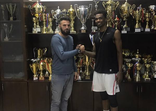 Tirana presented three new players
