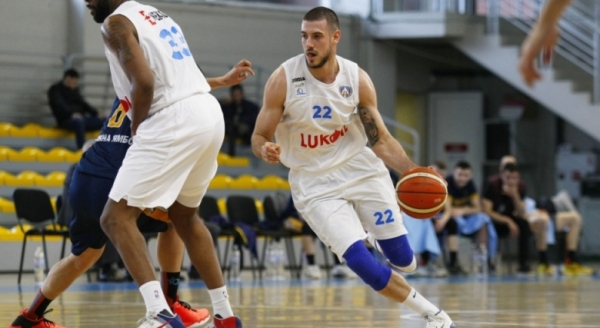 Domestic leagues: Easy for Levski Lukoil