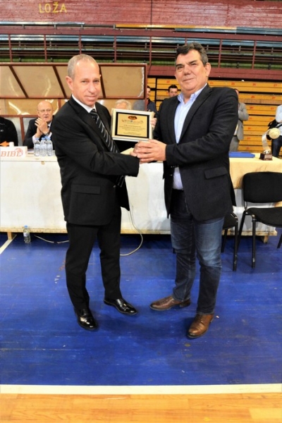 BIBL presented an award to the Mayor of Kumanovo