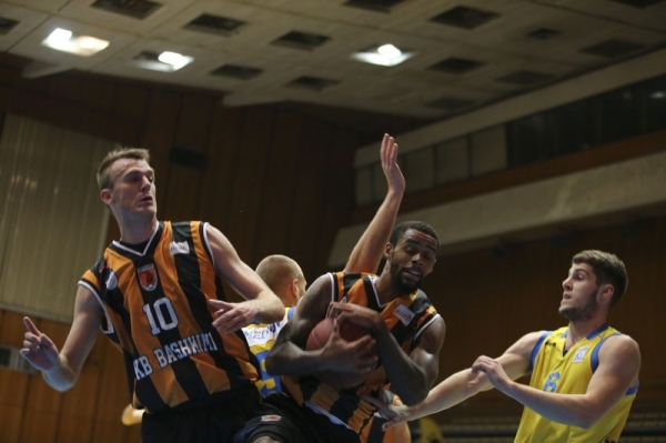 Season 2015/2016, Group B, Round 3: BC Levski 2014 - KB Bashkimi