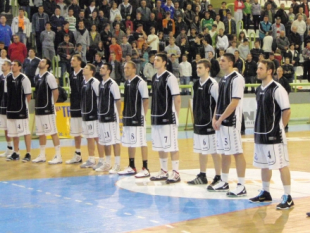 No troubles for Feni against Metalac