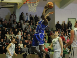 Balkan adds Dwayne Morton