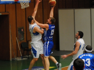 Domestic leagues: Blowout win for Levski against Chernomoretz