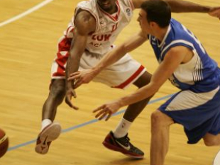 Domestic leagues: Levski started the finals with a loss