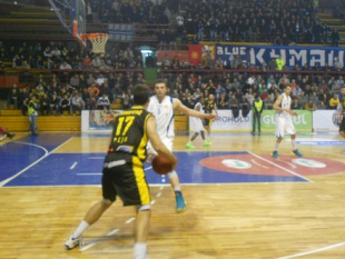 Kumanovo 2009 defeated Peja at home