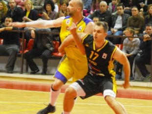 Photo-gallery from the game KK Teodo - KB Peja