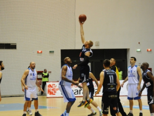 Photo-gallery from the game SCM U Craiova - KB Sigal Prishtina