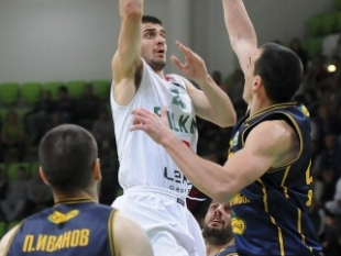 Domestic leagues: Balkan opened the new gym with a win, Levski with important away victory