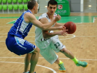 Domestic leagues: Balkan and Levski started the playoffs with victories