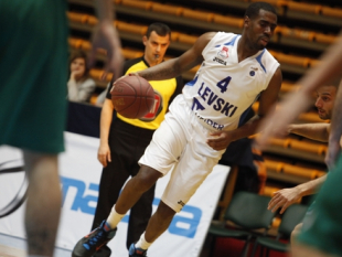 Domestic leagues: Levski cut the deficit against Balkan