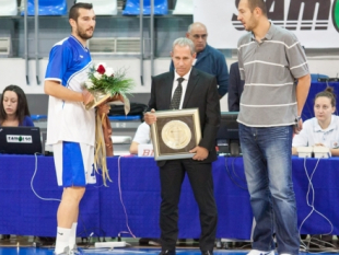 EUROHOLD Balkan League presented a award to Stefan Georgiev