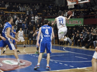 Aleksandar Kostoski leads the assist charts after the first five rounds of EUROHOLD Balkan League