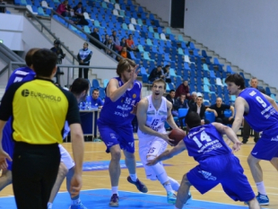 Kumanovo holds on for a dramatic win in Craiova