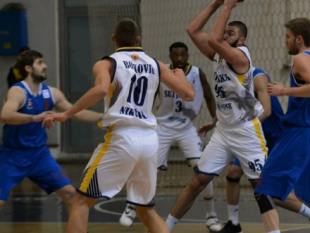 Photo-gallery from the game KK Sutjeska - KK Karpos Sokoli 2000