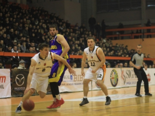 Photo-gallery from the game KB Bashkimi - KK Teodo