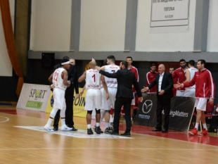 Big home win for Kozuv ofer Feni