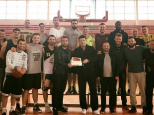 KB Bashkimi surprised its head coach with a birthday cake