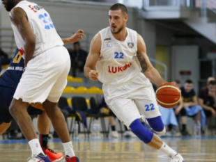 Domestic leagues: Easy for Levski Lukoil