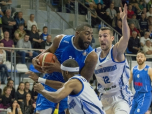 Domestic leagues: Levski Lukoil is a step away from the final