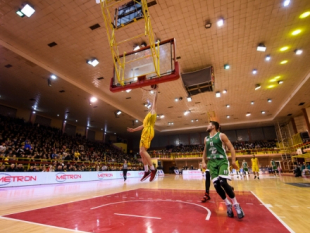 Photo-gallery from the game KB Peja - KK Ibar