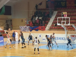 Photo-gallery from the game KB Vllaznia - BC Academic Bultex 99