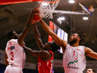 Photo-gallery from the game Hapoel Altshuler Shaham Be'er Sheva - Hapoel Bank Yahav Jerusalem