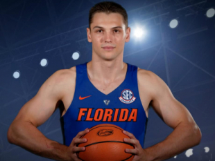 ../pictures/pic_b/2022-23/Florida-Gators-basketball-guard-Egor-Koulechov-at-media-days(4).jpg