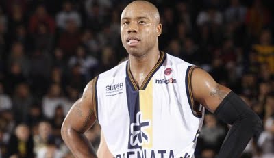 Brandon Hunter agreed terms with Galil Gilboa