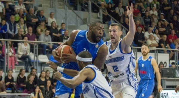 Domestic leagues: Levski Lukoil is a step away from the final
