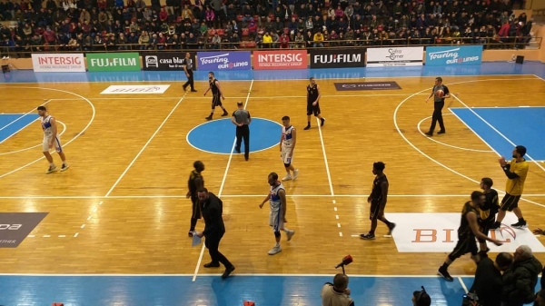 Peja holds on in Albania for its fourth win