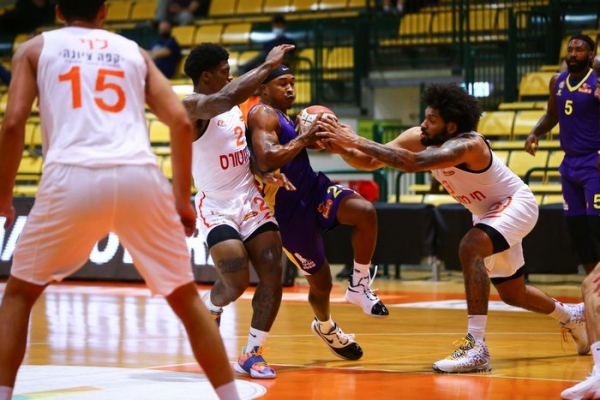 Big away victory for Hapoel Holon in the first game of the season