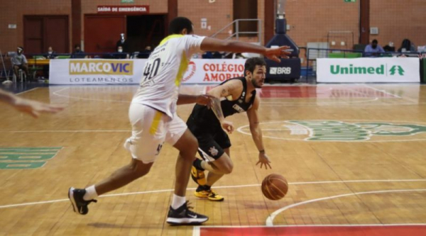 Beroe signs two guards