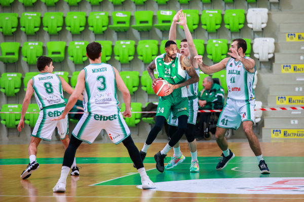 Maccabi Haifa took advantage of Balkan absences to get revenge