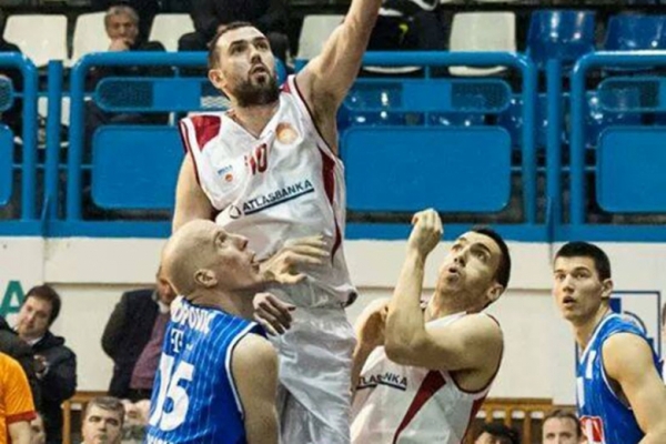 Mornar signs Marko Calic