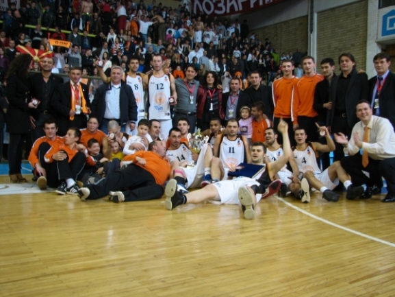 A former champion returns to the Balkan League