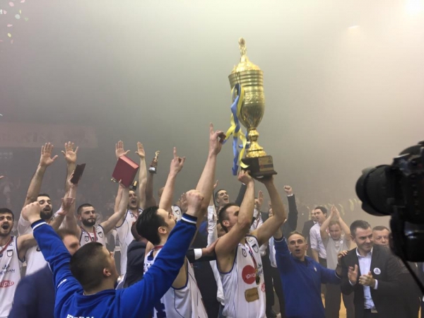 Sigal Prishtina lifts the Cup with a three at the buzzer