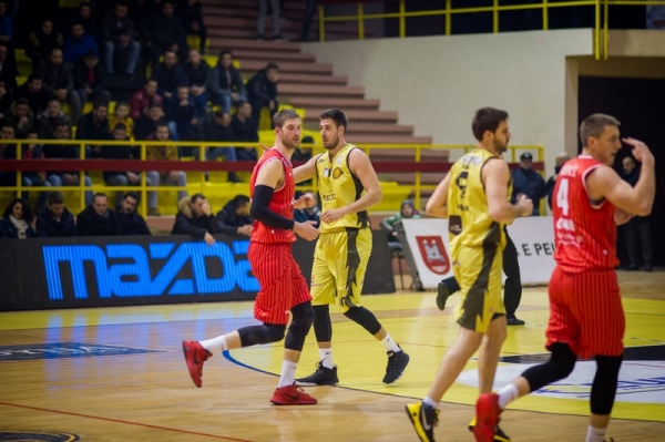 Photo-gallery from the game KB Peja - KK Lovcen Basket