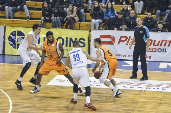 Photo-gallery from the game KK Kumanovo 2009 - KB Bashkimi