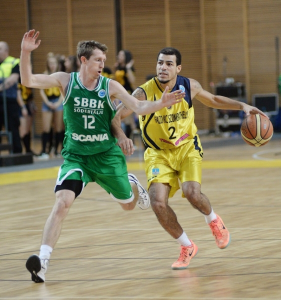 Cameron Rundles joins Peja