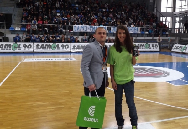 Talisia Radkova won the prize in the GLOBUL game during the Final 4 of EUROHOLD Balkan League